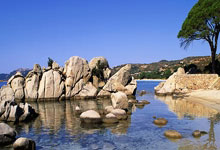 意大利超级杯，邓弗里斯世界波双响，国米2-0淘汰亚特兰大晋级决赛.